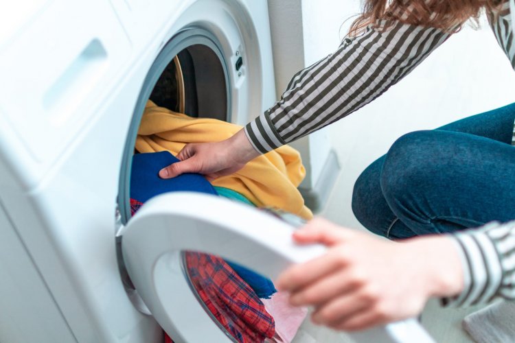 12 Life Hacks To Keep Your Clothes Alive Way Longer