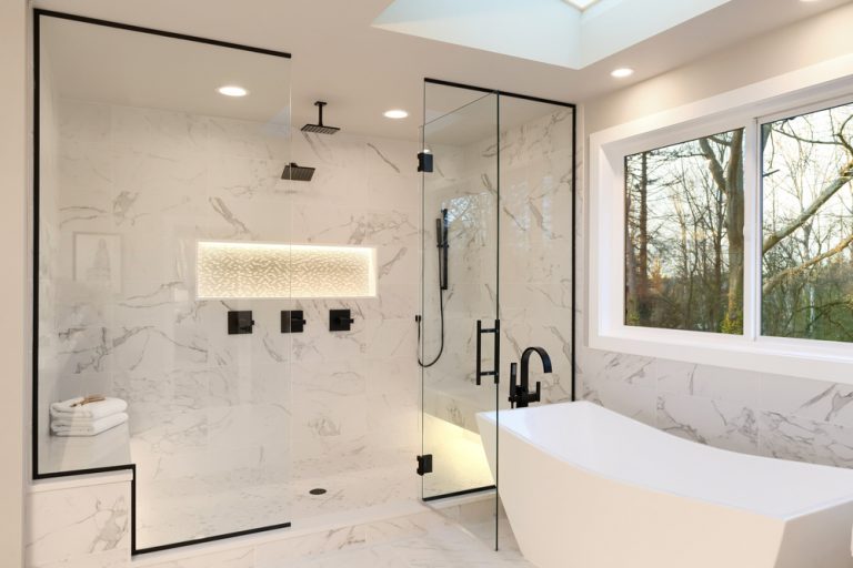 Revamp Your Relaxation Oasis: The Ultimate Jacuzzi Bath Remodel Guide
